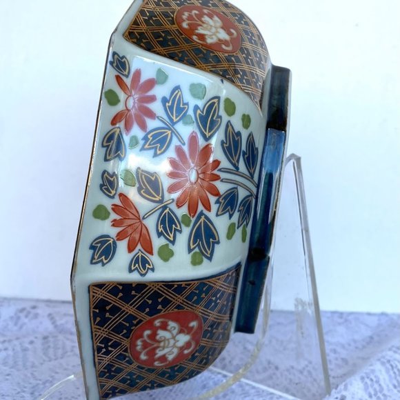 Antique Imari Arita Hexagon Bowl - Red, Blue & Gold Accents, Gold Trim - Picture 3 of 7